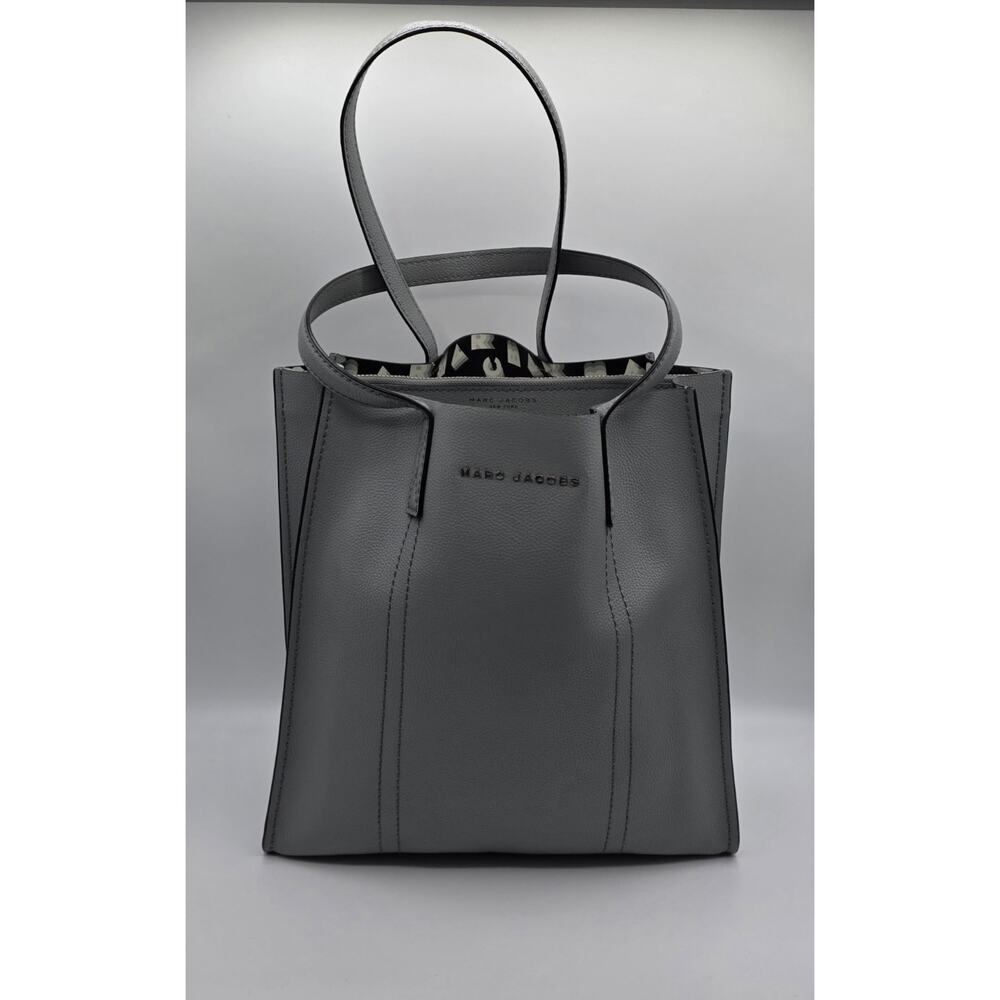 MARC JACOBS The Tag Tote 21 Rock Grey With Graphic Letter Lining-Rare Interior!